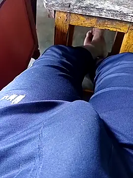 A-1PLAYBOY0 online show from 09-18-25, 04:25