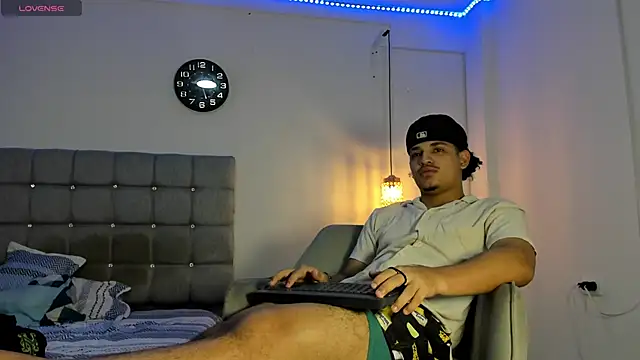 samxx muscle online show from 10-11-25, 02:37