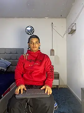 Snapshot of samxx_muscle chatting on 02-19-26, 11:28 samxx muscle online show from 02-19-26, 11:28