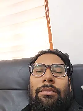 Snapshot of UAjit chatting on 05-23-26, 08:18 UAjit online show from 05-23-26, 08:18