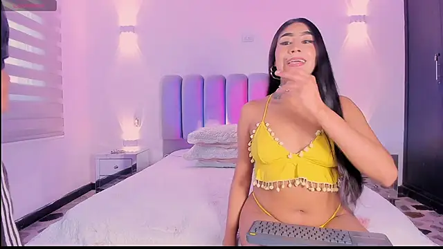 candyandmarilyn online show from 11-16-25, 09:09