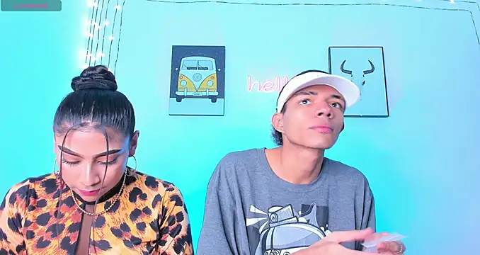 Snapshot of candyandmarilyn chatting on 12-20-25, 08:16 candyandmarilyn online show from 12-20-25, 08:16