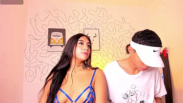 Snapshot of candyandmarilyn chatting on 01-11-26, 12:37 candyandmarilyn online show from 01-11-26, 12:37