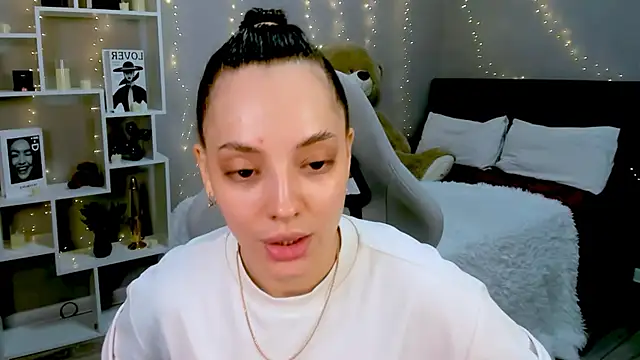 Snapshot of MelanieAlves chatting on 02-07-26, 12:09 MelanieAlves online show from 02-07-26, 12:09