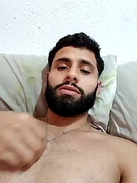 Snapshot of leonan66 chatting on 03-19-25, 01:43 leonan66 online show from 03-19-25, 01:43