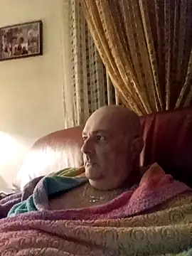 Alexis Bull online show from 11-23-25, 11:37