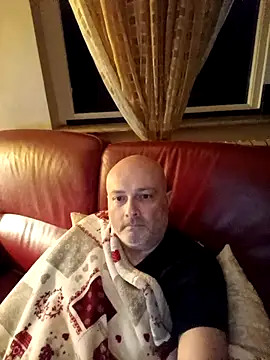 Snapshot of Alexis_Bull chatting on 01-09-26, 12:02 Alexis Bull online show from 01-09-26, 12:02