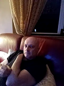 Snapshot of Alexis_Bull chatting on 02-08-26, 11:52 Alexis Bull online show from 02-08-26, 11:52