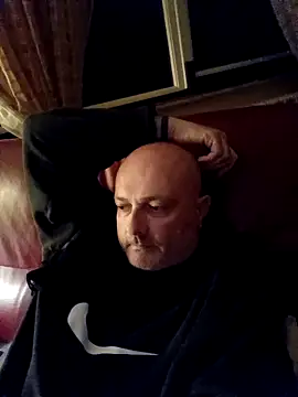 Snapshot of Alexis_Bull chatting on 02-26-26, 11:26 Alexis Bull online show from 02-26-26, 11:26