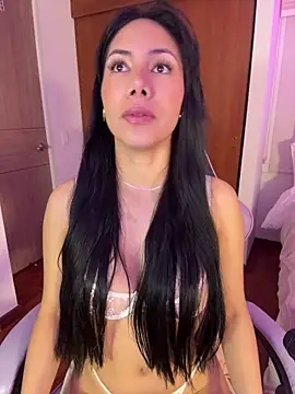 Snapshot of ArianaReynoldss chatting on 06-22-26, 10:01 ArianaReynoldss online show from 06-22-26, 10:01