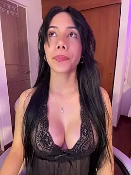 Snapshot of ArianaReynoldss chatting on 07-16-26, 10:10 ArianaReynoldss online show from 07-16-26, 10:10