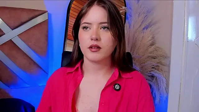 Snapshot of viol_collins__ chatting on 09-10-25, 07:47 viol collins   online show from 09-10-25, 07:47