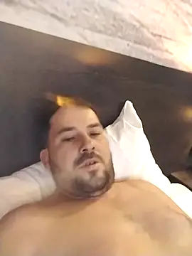 Snapshot of iunutmi chatting on 10-06-25, 07:33 iunutmi online show from 10-06-25, 07:33