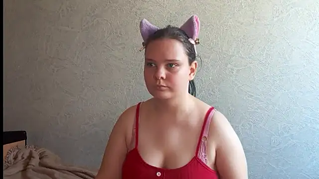 Snapshot of SweetPiggyx chatting on 05-09-26, 01:38 SweetPiggyx online show from 05-09-26, 01:38