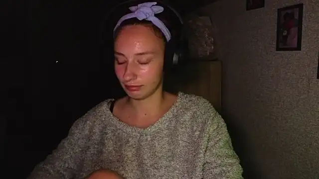 kristi ginger online show from 10-09-25, 12:19