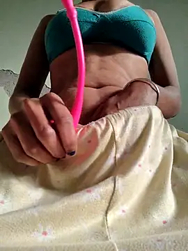 Snapshot of Desi_Bhabi_01 chatting on 12-01-25, 03:33 Desi Bhabi 01 online show from 12-01-25, 03:33