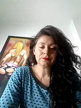 Snapshot of lunadicty chatting on 12-03-24, 12:57 lunadicty online show from 12-03-24, 12:57