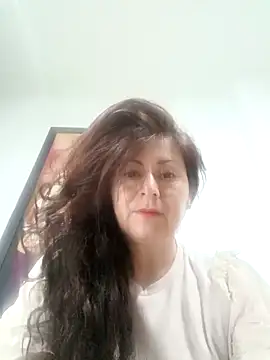 Snapshot of lunadicty chatting on 03-06-25, 10:26 lunadicty online show from 03-06-25, 10:26