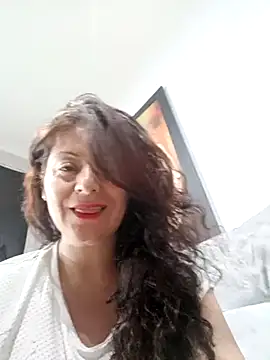 Snapshot of lunadicty chatting on 03-11-25, 11:26 lunadicty online show from 03-11-25, 11:26