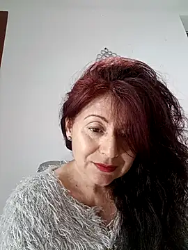 Snapshot of lunadicty chatting on 09-18-25, 10:23 lunadicty online show from 09-18-25, 10:23