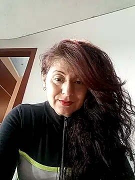 Snapshot of lunadicty chatting on 11-29-25, 10:24 lunadicty online show from 11-29-25, 10:24