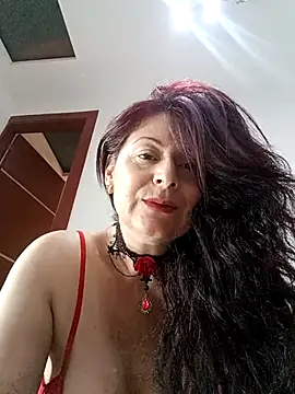 Snapshot of lunadicty chatting on 12-04-25, 11:24 lunadicty online show from 12-04-25, 11:24