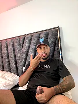 PapiStan online show from 09-28-25, 03:12