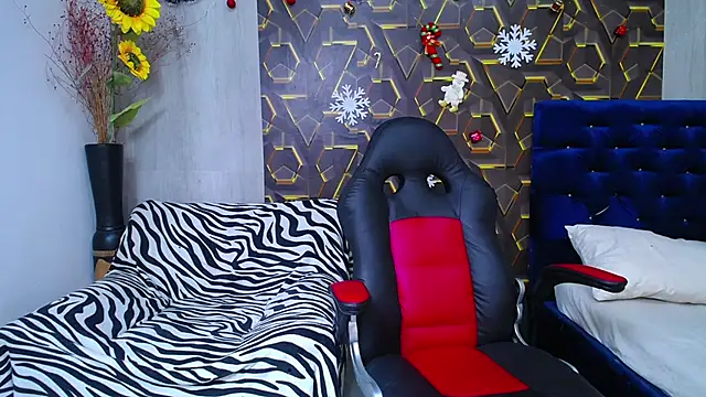 black king 241 online show from 11-17-25, 03:01