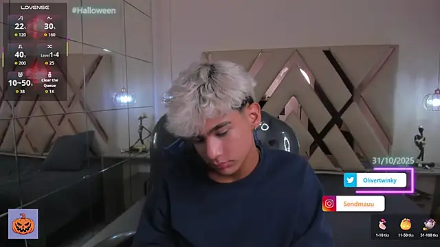 OliverTwinky online show from 10-24-25, 02:24