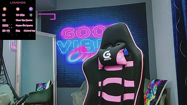 AlessiaCroft online show from 09-29-25, 04:06