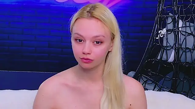AlessiaCroft online show from 05-15-26, 03:57