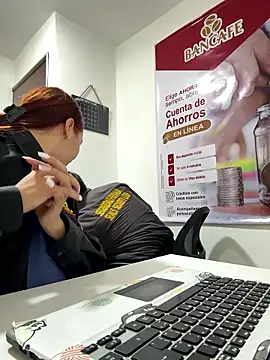 Snapshot of MELODY__06 chatting on 01-05-26, 08:45 MELODY 06 online show from 01-05-26, 08:45