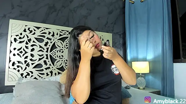 Amyblack   online show from 09-22-25, 01:29