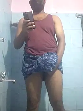 Snapshot of UrbanUtopia chatting on 10-23-25, 05:23 UrbanUtopia online show from 10-23-25, 05:23