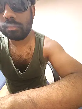 Snapshot of UrbanUtopia chatting on 03-03-26, 01:23 UrbanUtopia online show from 03-03-26, 01:23