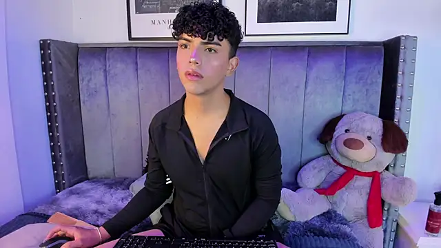 Niick Twink online show from 10-08-25, 07:33