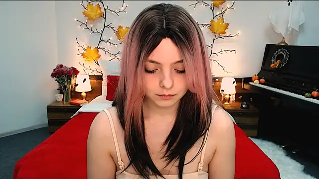 marshmallowee online show from 11-12-25, 08:41