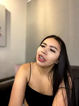 Snapshot of Cristina_pinkk chatting on 11-27-25, 03:52 Cristina pinkk online show from 11-27-25, 03:52