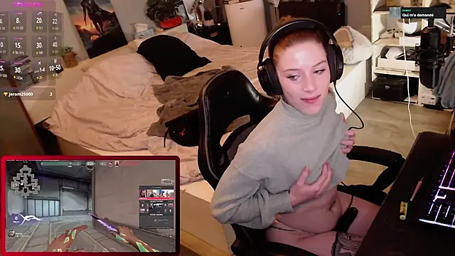 Snapshot of Horny_Makima chatting on 10-27-25, 10:41 Horny Makima online show from 10-27-25, 10:41