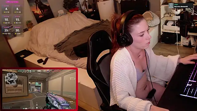 Snapshot of Horny_Makima chatting on 10-30-25, 01:12 Horny Makima online show from 10-30-25, 01:12