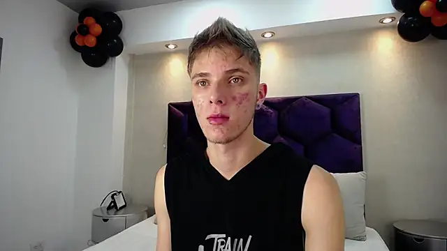 Robbin Blaze online show from 10-27-25, 04:49