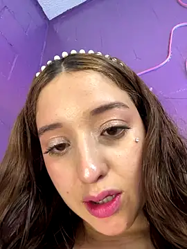 Baby  Otaku online show from 09-13-25, 07:02