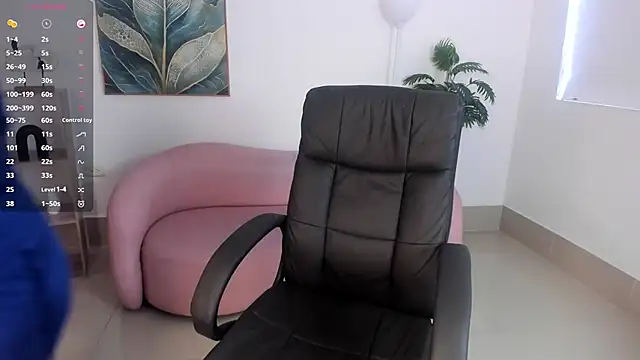 Snapshot of kylie_soraya chatting on 10-09-25, 05:33 kylie soraya online show from 10-09-25, 05:33