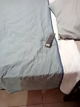 Snapshot of luuiss12 chatting on 01-11-26, 10:26 luuiss12 online show from 01-11-26, 10:26