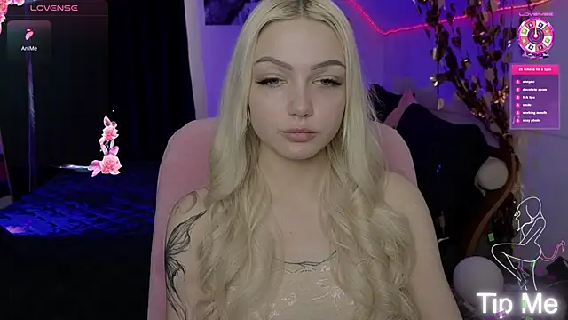 LinaLirian online show from 04-07-26, 09:10