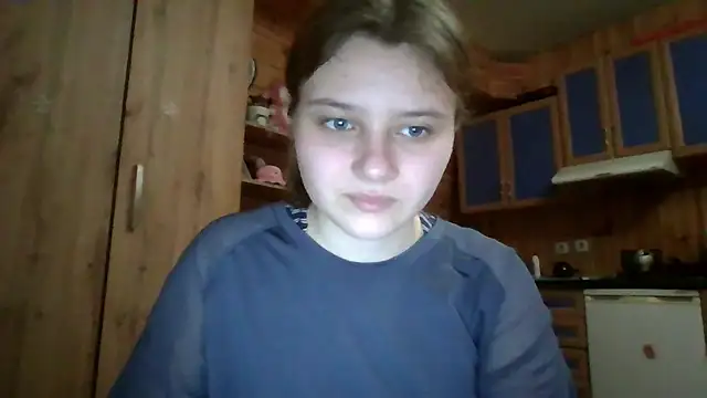 Snapshot of Little_shygirl chatting on 12-18-25, 02:50 Little shygirl online show from 12-18-25, 02:50