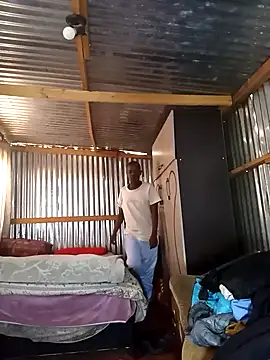 Snapshot of Thenaughtyboy360 chatting on 10-08-25, 06:55 Thenaughtyboy360 online show from 10-08-25, 06:55