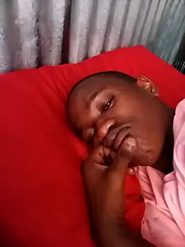 Snapshot of Thenaughtyboy360 chatting on 10-13-25, 06:02 Thenaughtyboy360 online show from 10-13-25, 06:02