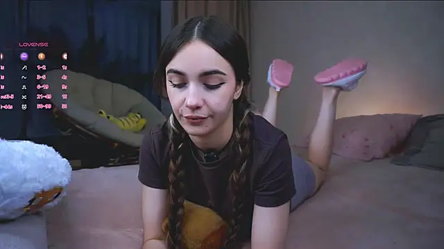 CupSizeGirl online show from 09-21-25, 04:30