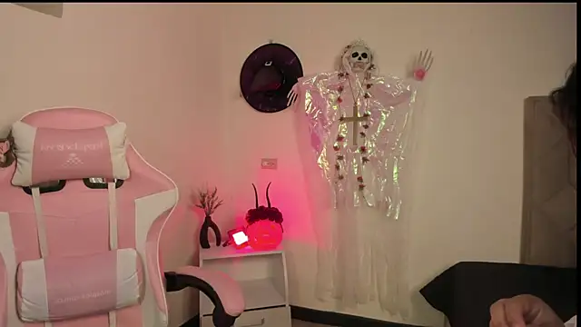 Snapshot of Paprika_ chatting on 11-03-25, 06:20 Paprika online show from 11-03-25, 06:20